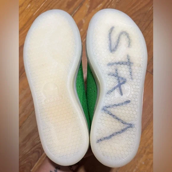 NWT Adidas Stan Smith Disney Shoes - Picture 7 of 7